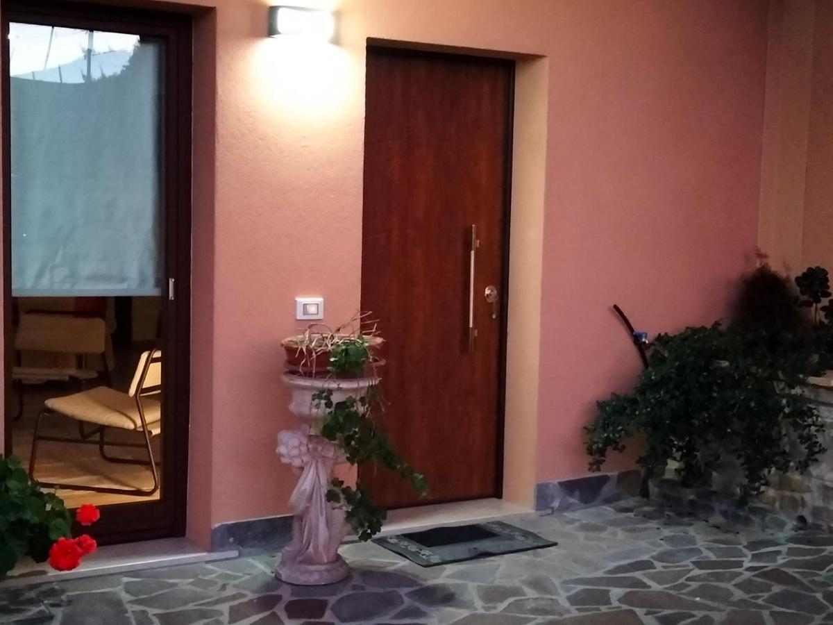 B&B La Casa Di Giuliana Cermignano 外观 照片