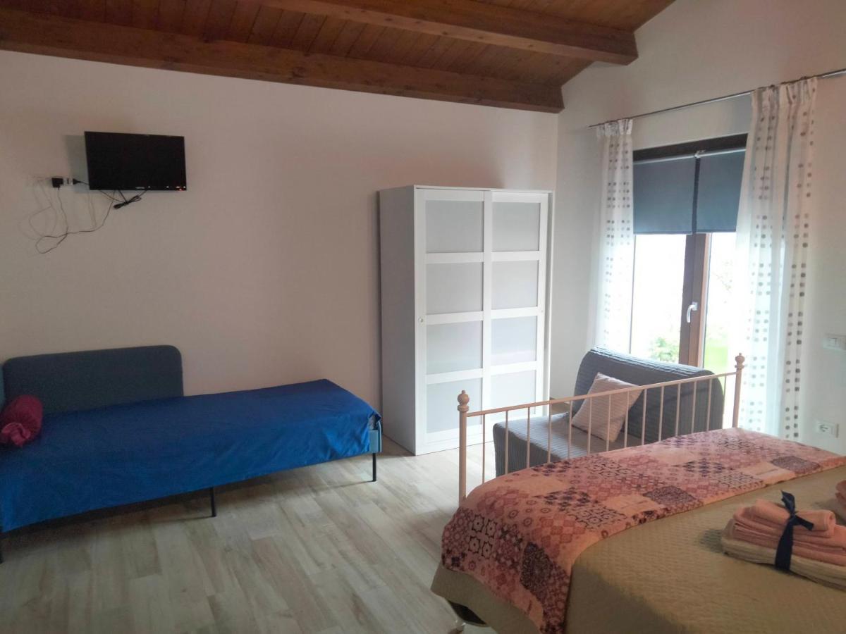 B&B La Casa Di Giuliana Cermignano 外观 照片